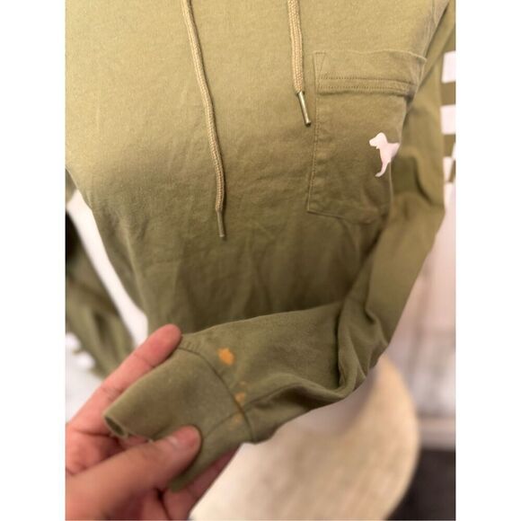 Victoria’s Secret green sweater cropped - Picture 7 of 9